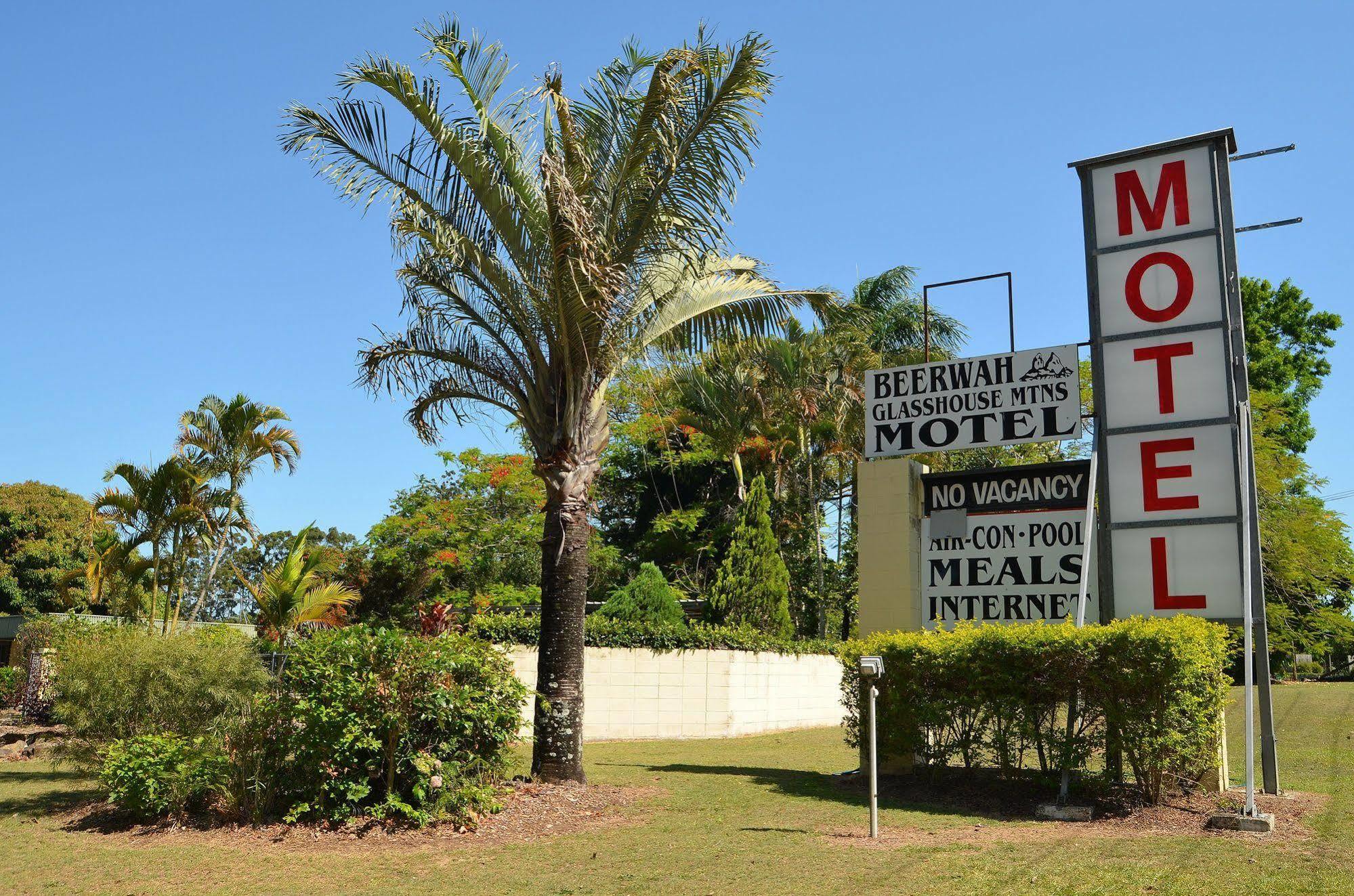 Beerwah Glasshouse Motel Eksteriør billede
